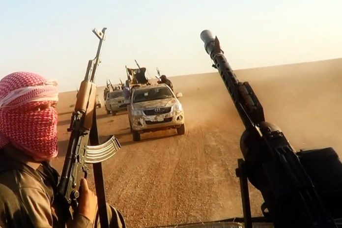05isis-fight-superJumbo-696x464