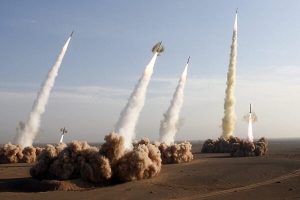 بلومبرگ: حملات امریکا نتوانست توان موشکی و پهپادی ایران را نابود کند